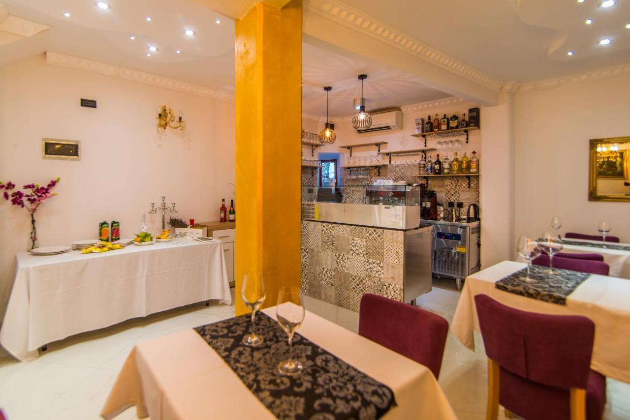 روفينج Bella Natka Bed And Breakfast المظهر الخارجي الصورة