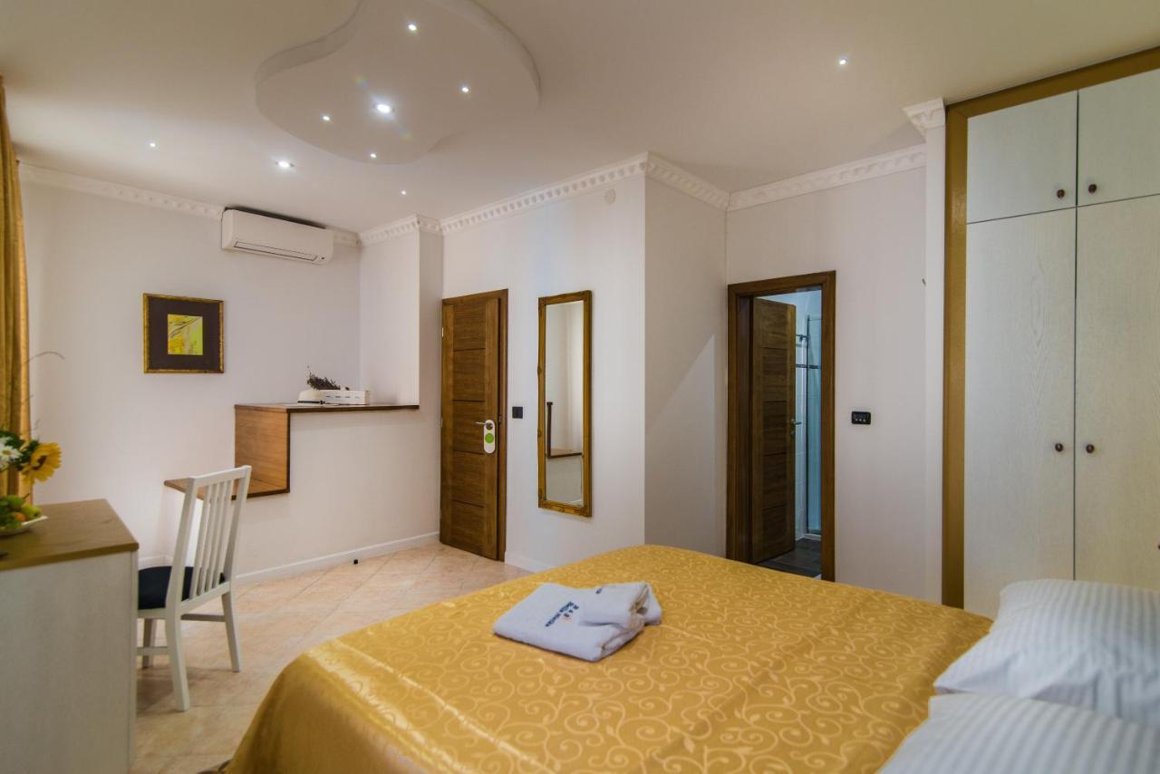روفينج Bella Natka Bed And Breakfast المظهر الخارجي الصورة